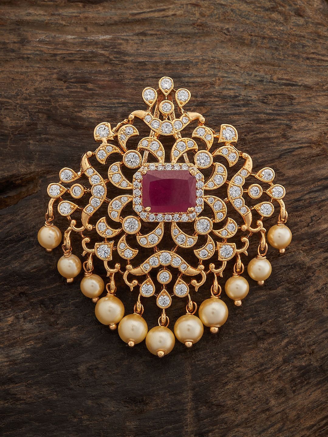 

Kushal's Fashion Jewellery Gold-Plated Cubic Zirconia Studded Floral Pendant