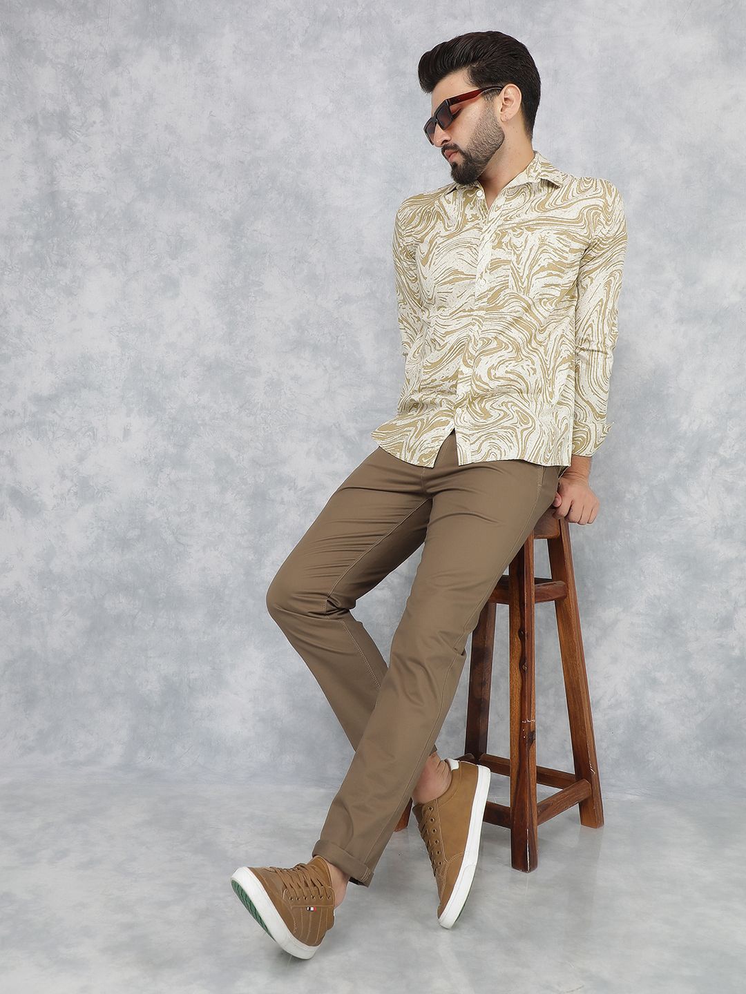 

Crimsoune Club Men Classic Slim Fit Opaque Printed Casual Shirt, Beige