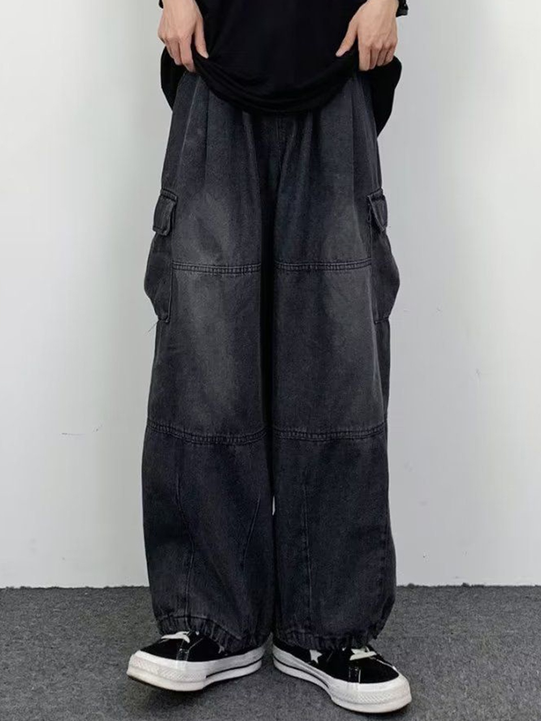 

StyleCast Men Wide Leg Low-Rise Light Fade Jeans, Black