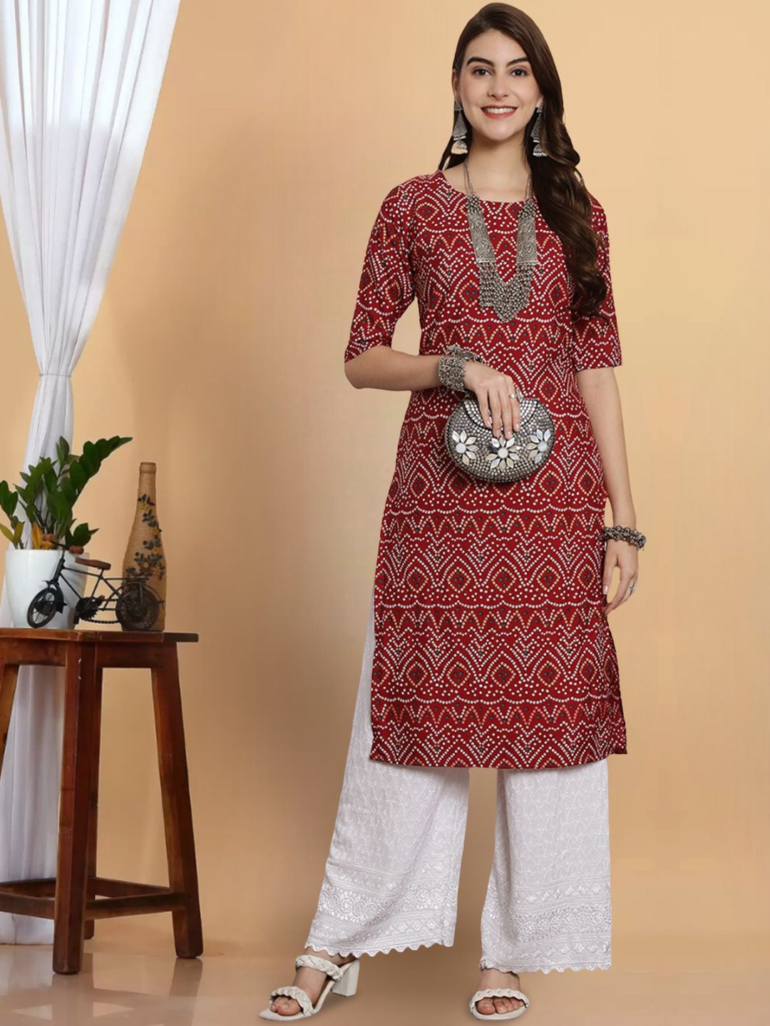 

7Threads Women Printed Flared Sleeves Thread Work Floral Crepe Kurta, Multi
