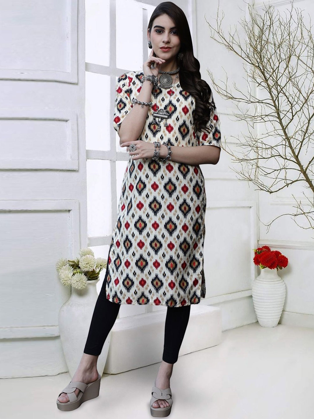 

7Threads Women Geometric Sequinned Floral Crepe Kurta, Multi