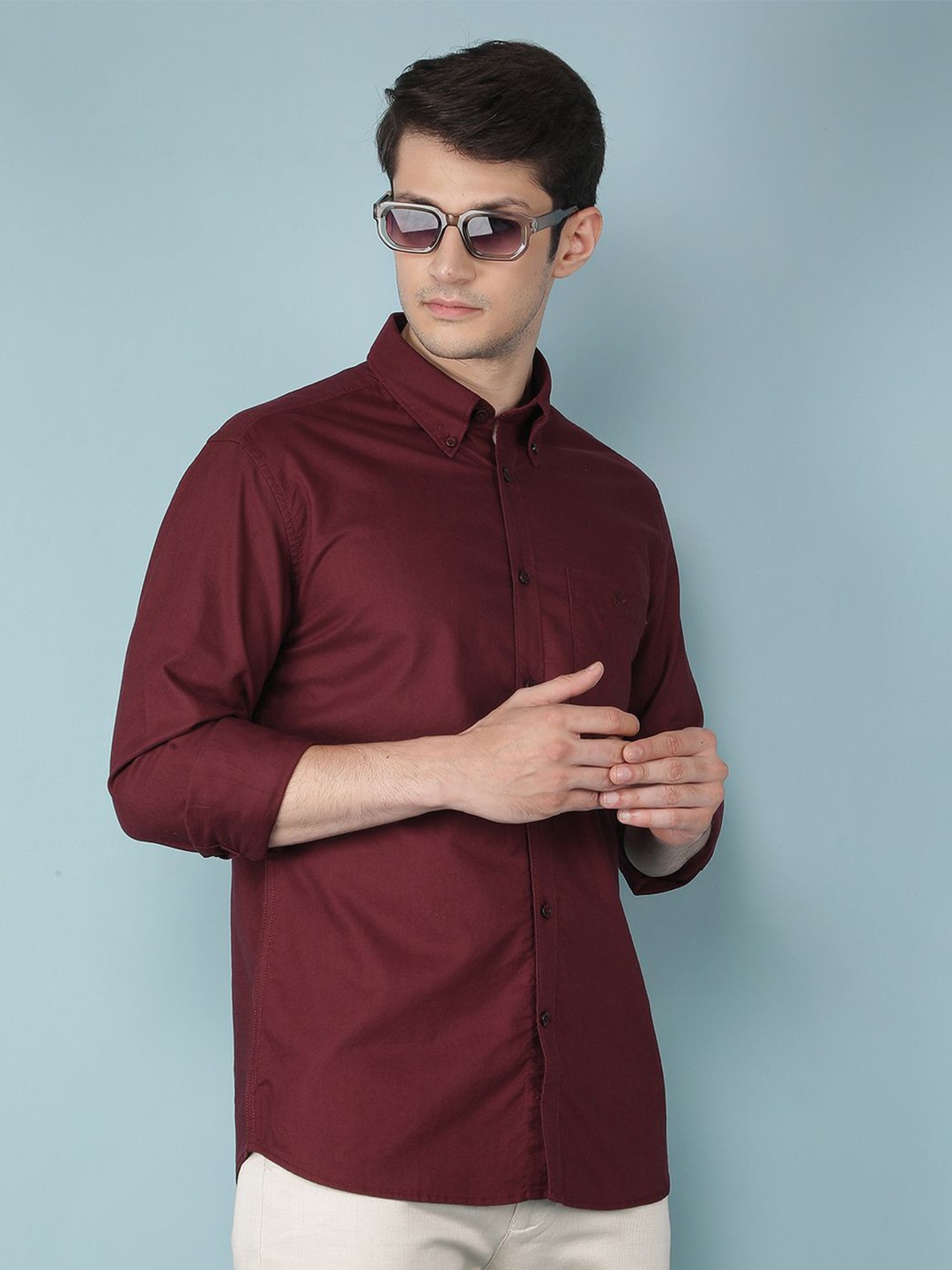 

Crimsoune Club Men Classic Slim Fit Opaque Casual Shirt, Red