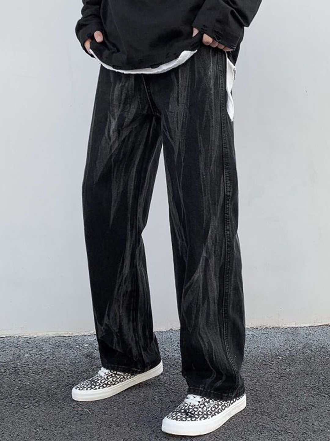 

StyleCast Men Straight Fit Low-Rise Jeans, Black