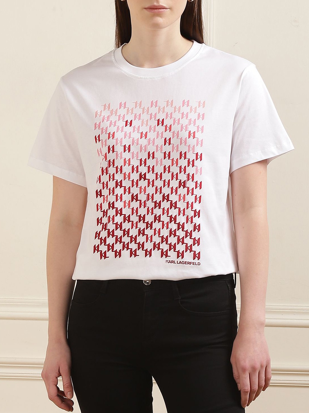 

Karl Lagerfeld Women Typography Printed Drop-Shoulder Sleeves Pockets T-shirt, White