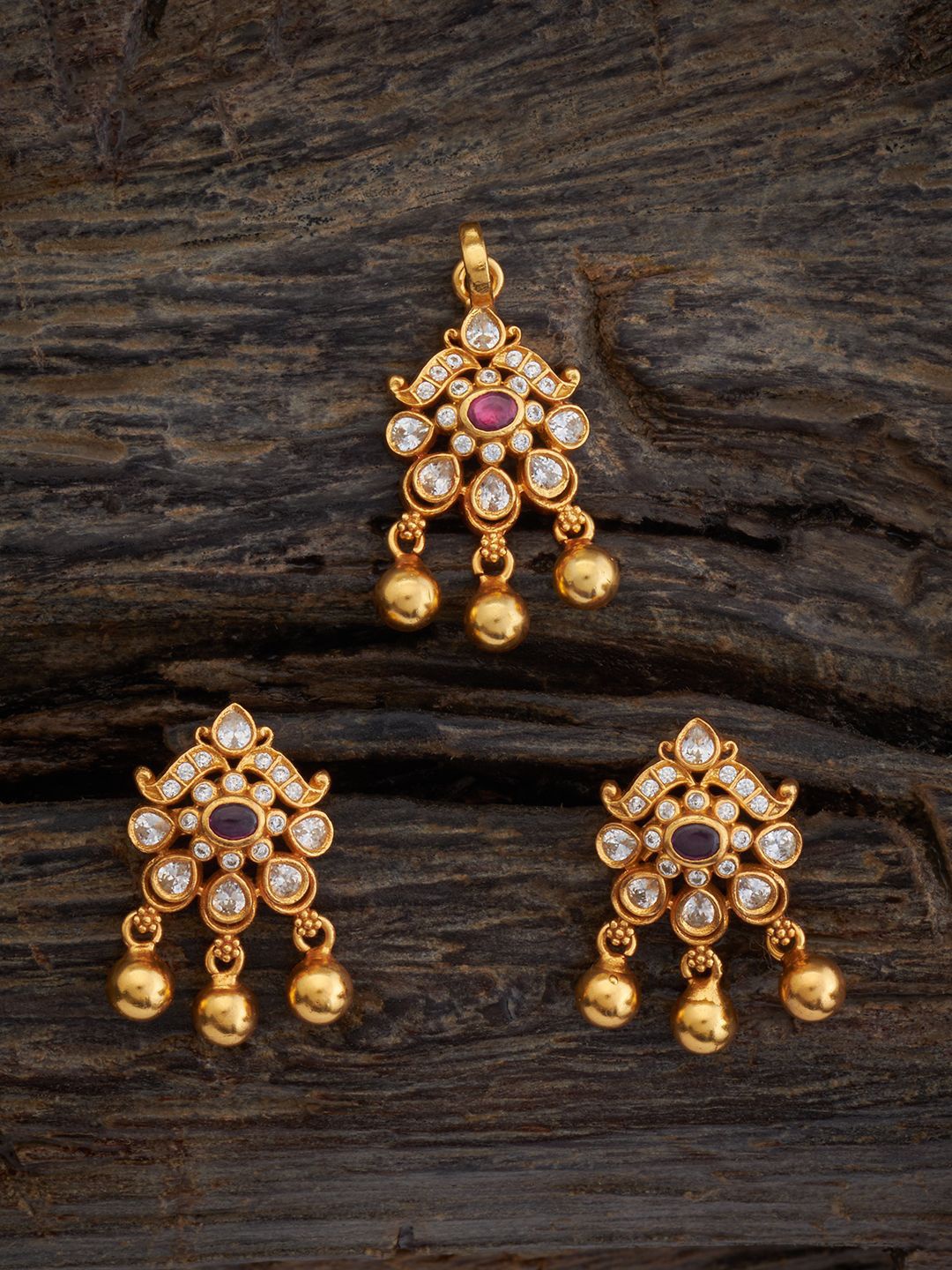 

Kushal's Fashion Jewellery 92.5 Pure Silver Gold-Plated Stone Studded Jewellery Set