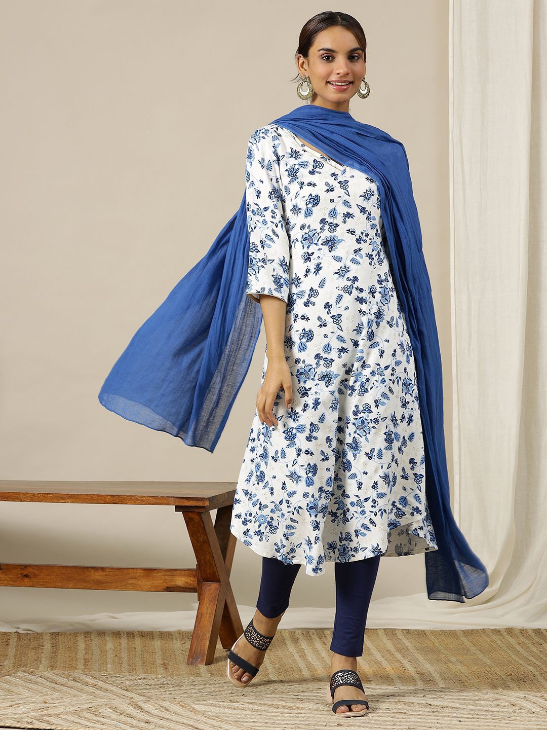 

AURELIA Pure Cotton Dupatta, Blue