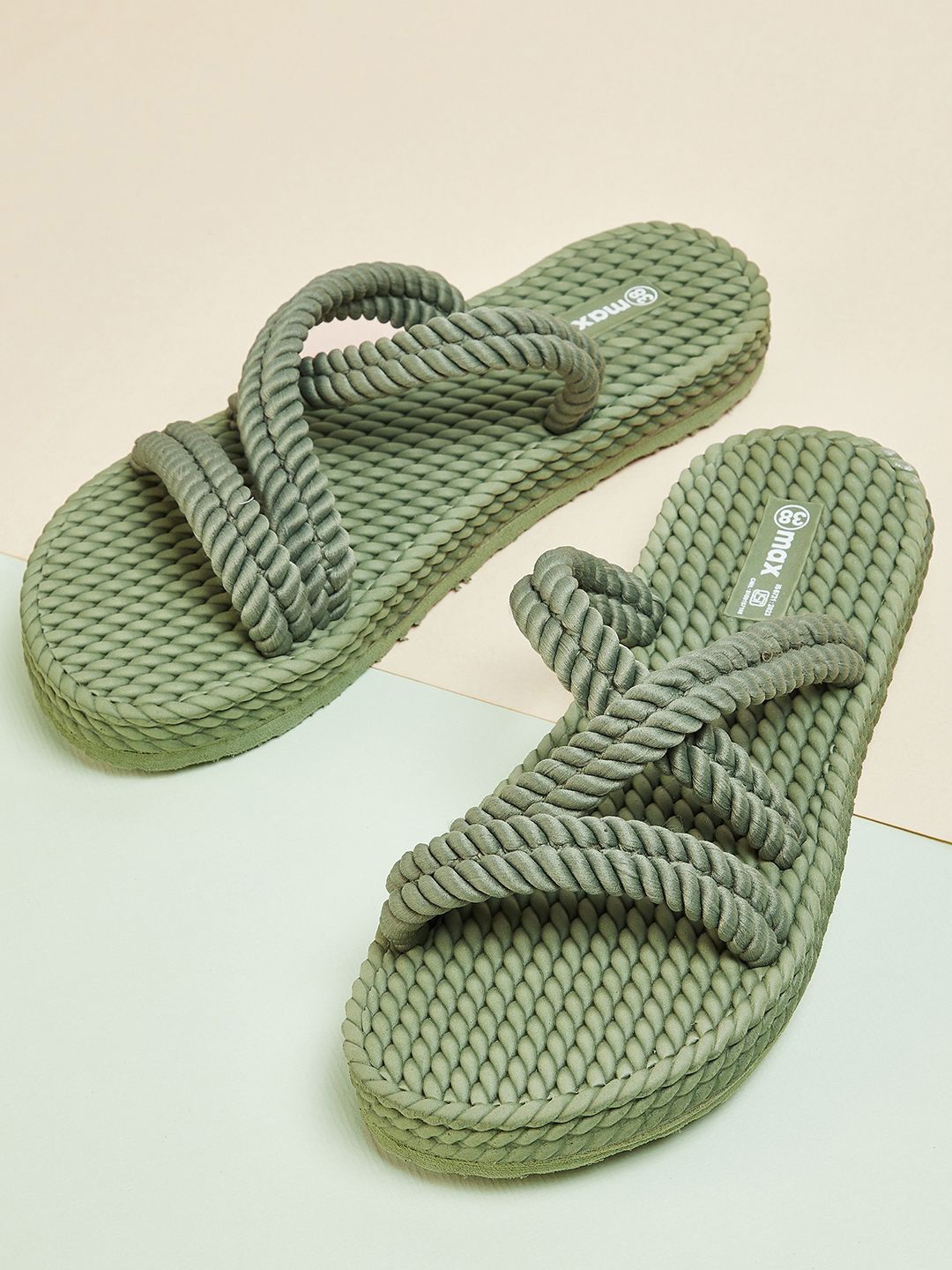 

max Women Textured Sliders, Green
