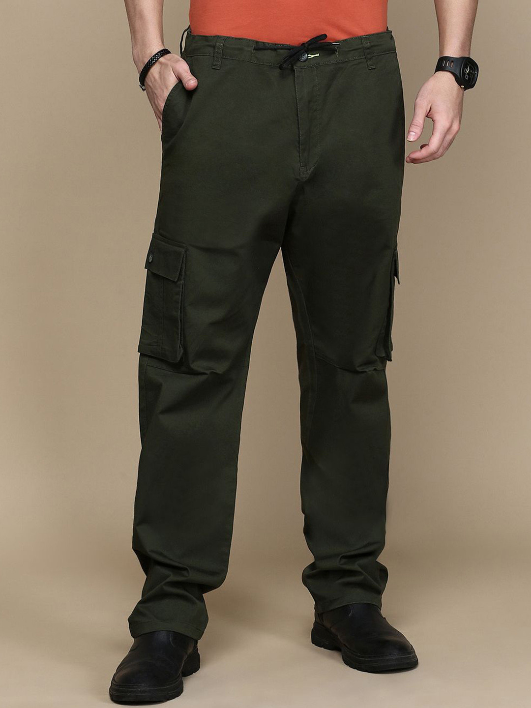

Chennis Men Cargos Trousers, Green