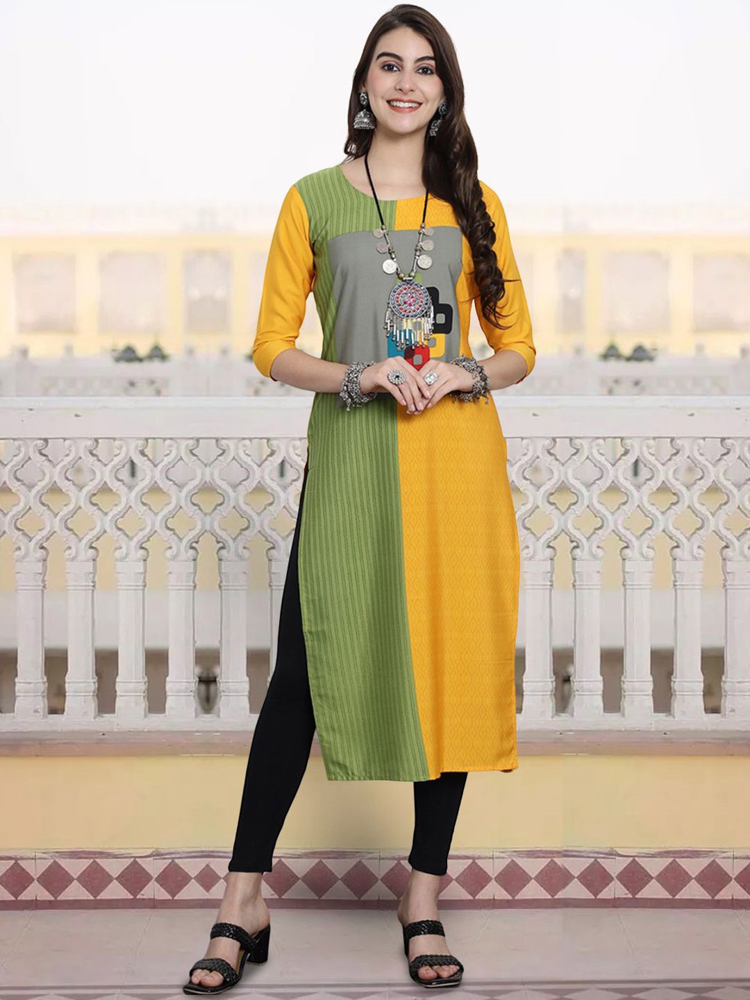 

7Threads Women Ethnic Motifs Printed Sequinned Floral Crepe Kurta, Multi