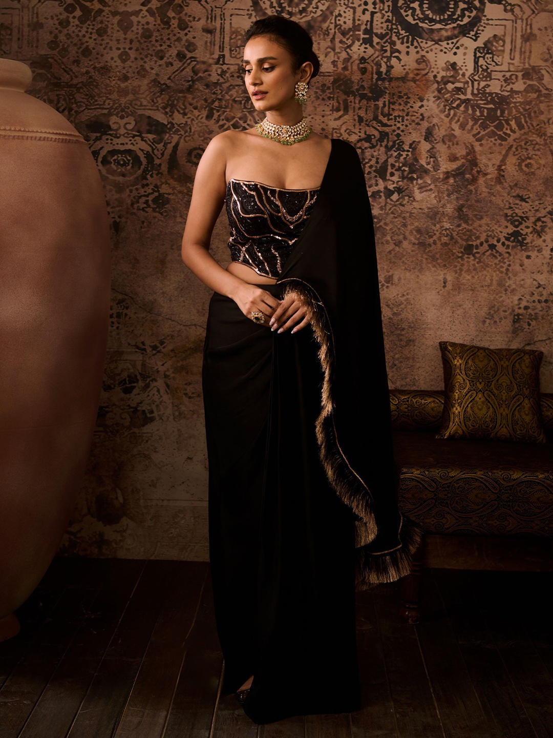 

Masumi Mewawalla Beads and Stones Saree, Black