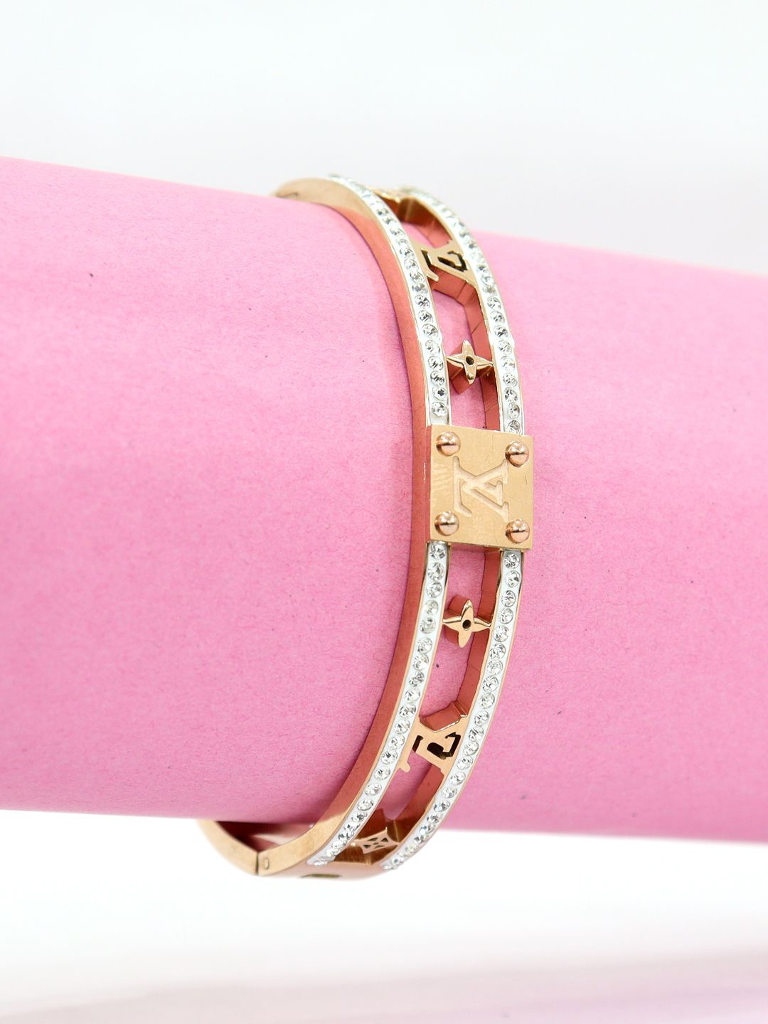 

VAGHBHATT Women Rose Gold-Plated Bangle-Style Bracelet