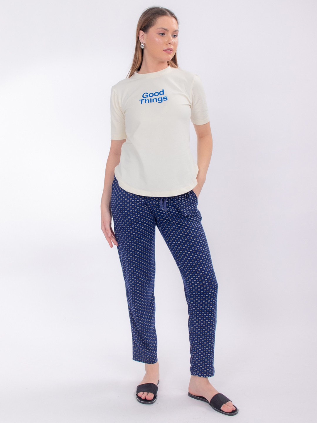 

ELEVENS HEAVEN Typography Printed Night suit, Off white
