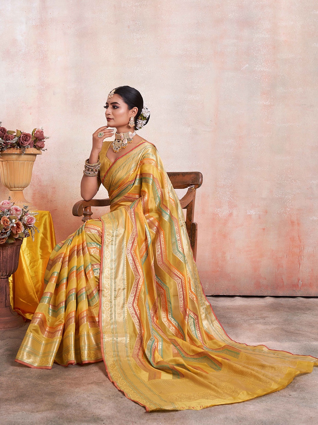 

KALINI Woven Design Zari Organza Kanjeevaram Saree, Yellow