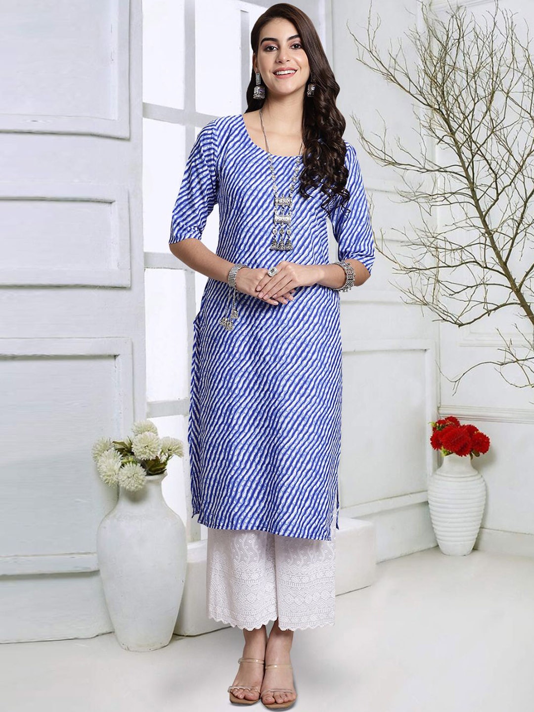 

7Threads Women Striped Flared Sleeves Mirror Work Floral Crepe Kurta, Multi
