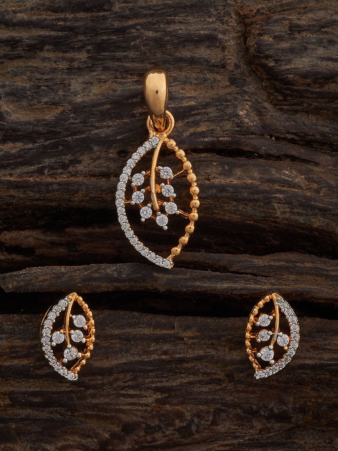 

Kushal's Fashion Jewellery Rhodium Gold-Plated Cubic Zirconia Stone-Studded Jewellery Set