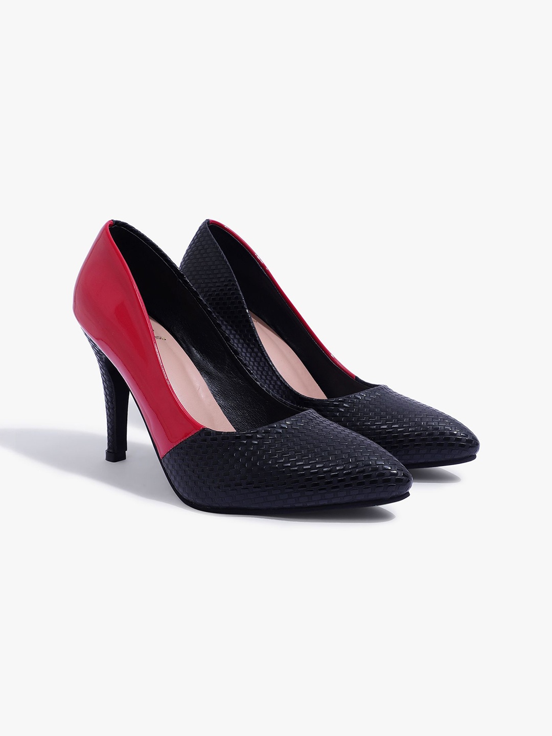 

Carlton London Colourblocked Textured Slim Heel Pumps, Black