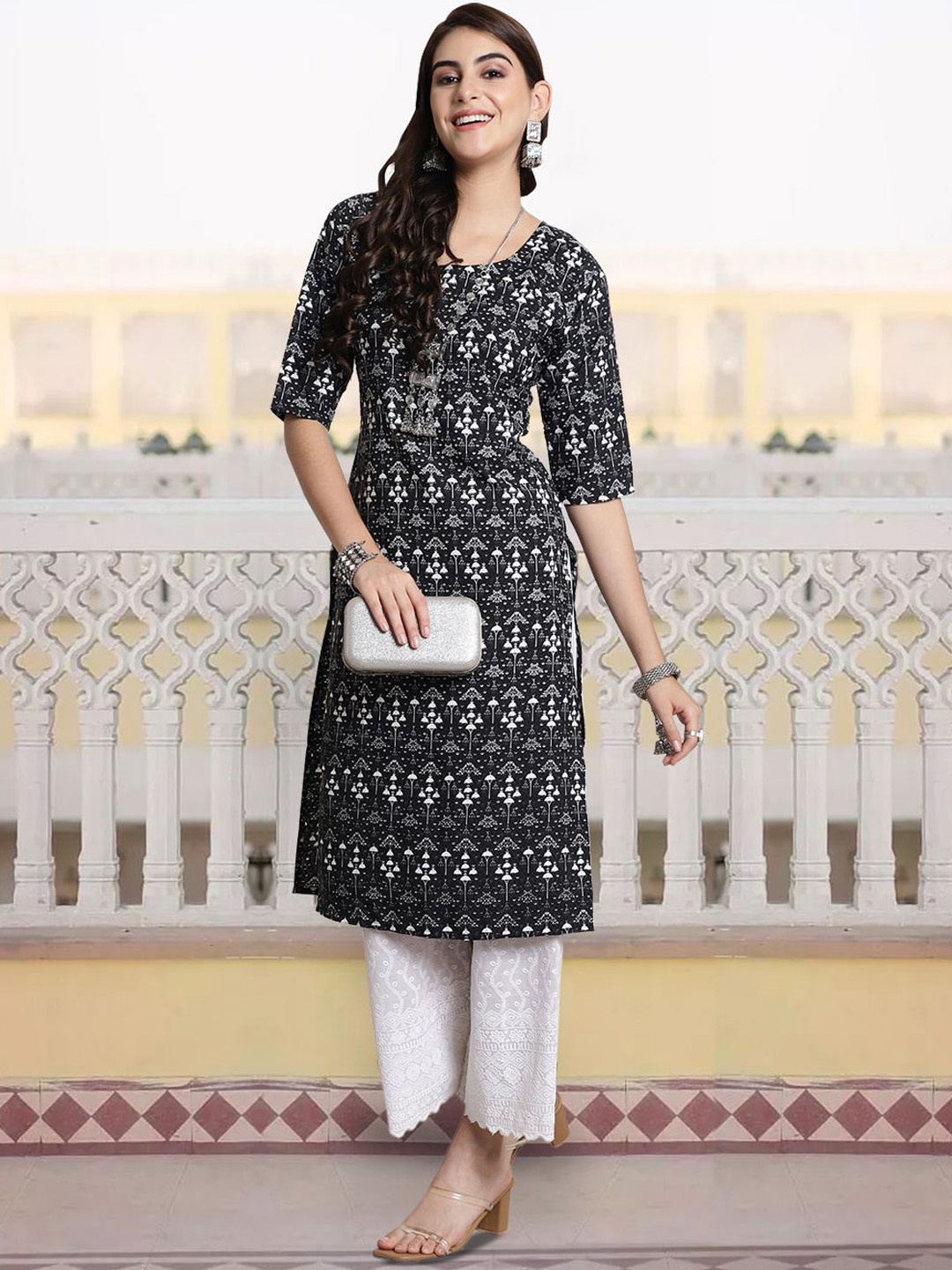 

7Threads Women Floral Checked Flared Sleeves Floral Crepe Anarkali Kurta, Multi