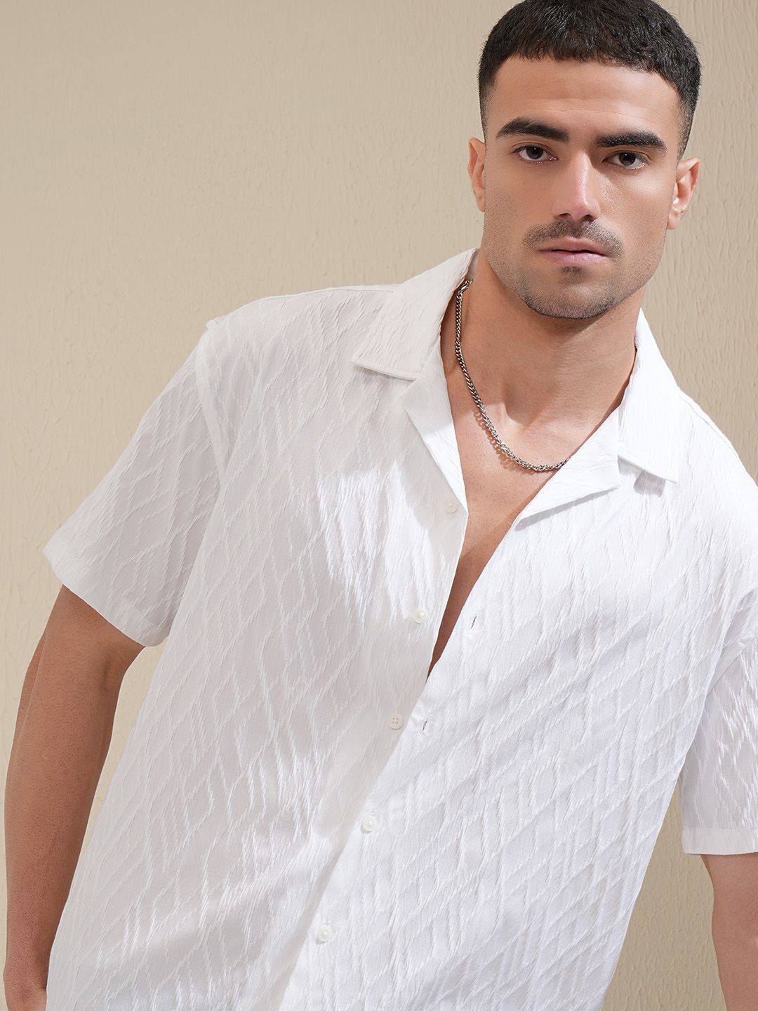 

LOCOMOTIVE Premium Men Jacquard Popcorn Textured Cuban Collar Relaxed Fit Shirt, White