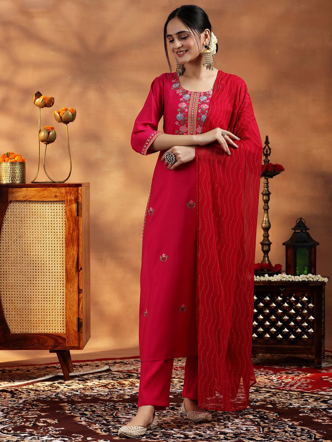 

Libas Floral Embroidered Thread Work Straight Kurta with Trousers & Dupatta, Pink