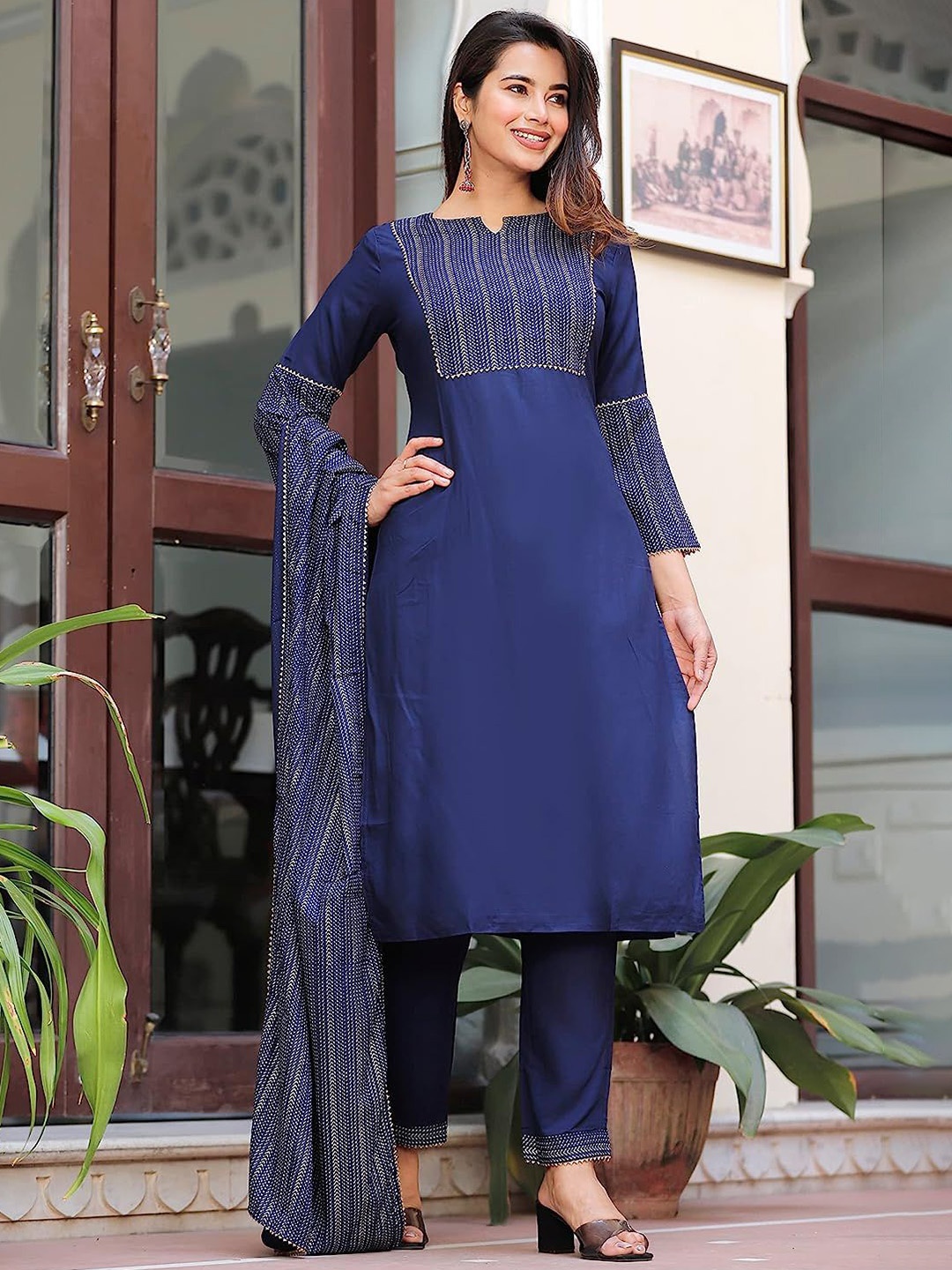 

G4Girl Women Yoke Design Regular Thread Work Kurta with Trousers & With Dupatta, Navy blue