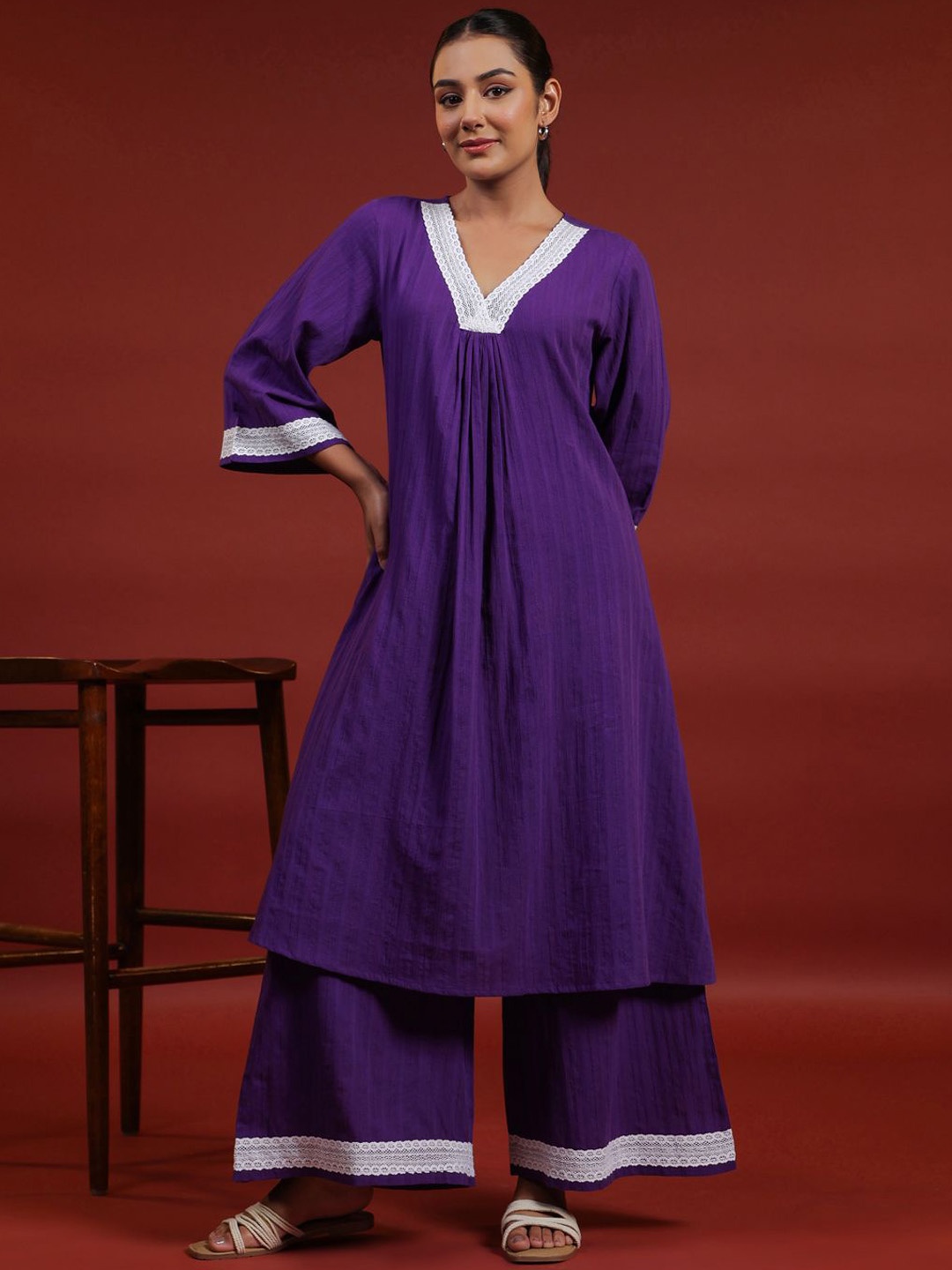 

Anayna Women Pleated Pure Cotton Kurta & Trousers Set, Purple