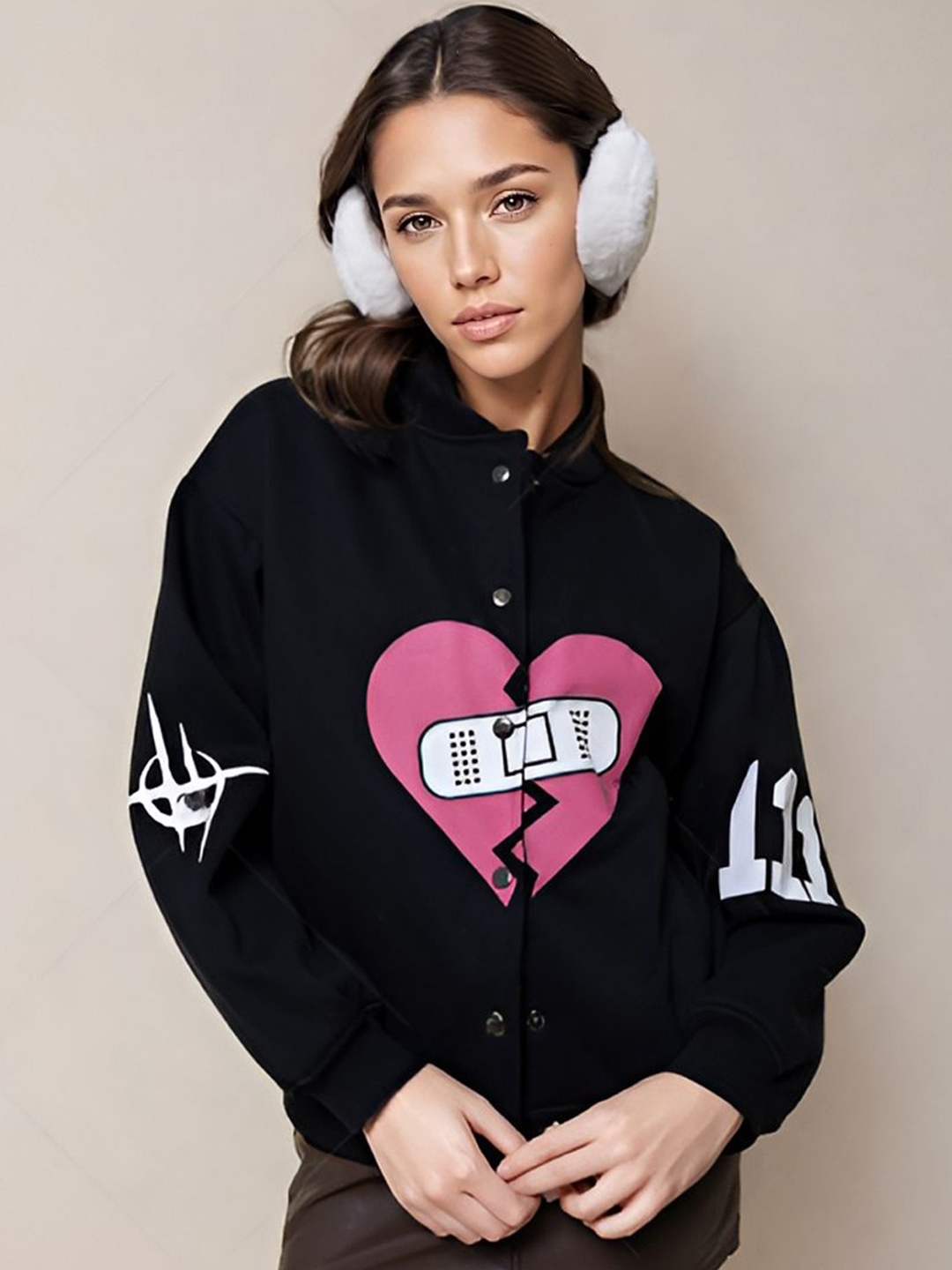 

HERSHEINBOX Women Colourblocked Fleece Longline Sporty Jacket with Patchwork, Black