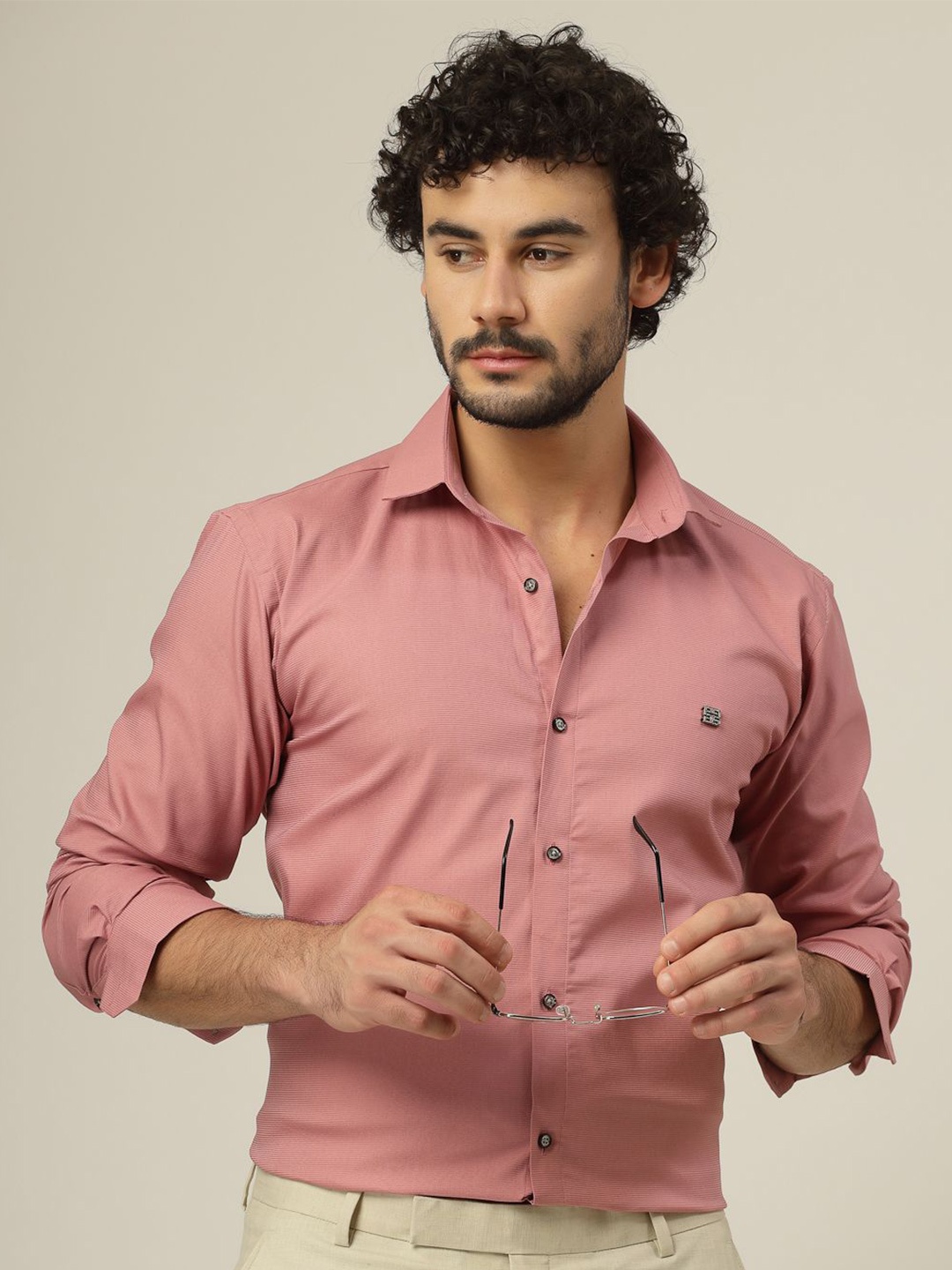 

JADEBERRY Men Classic Slim Fit Opaque Party Shirt, Pink