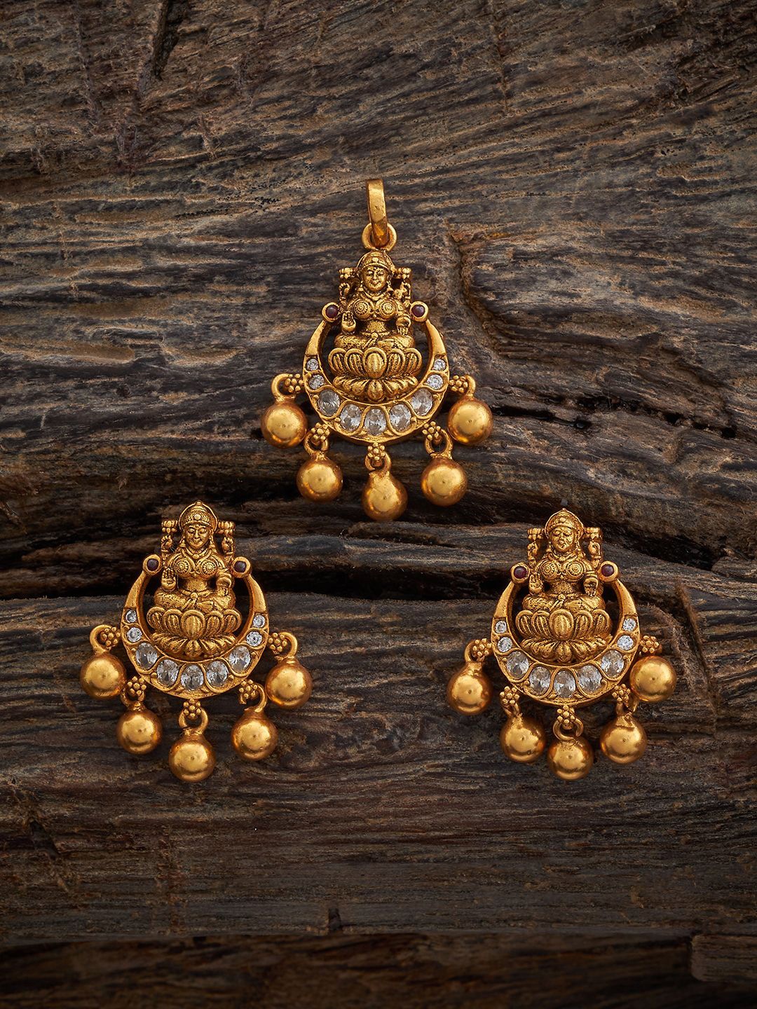 

Kushal's Fashion 92.5 Pure Silver Gold-Plated Stones Studded Temple Pendant Set