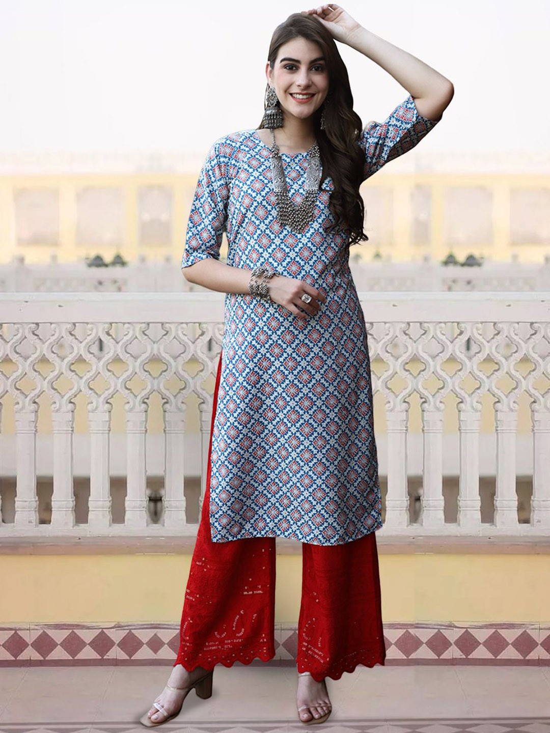 

7Threads Women Geometric Printed Sequinned Floral Crepe Kurta, Multi