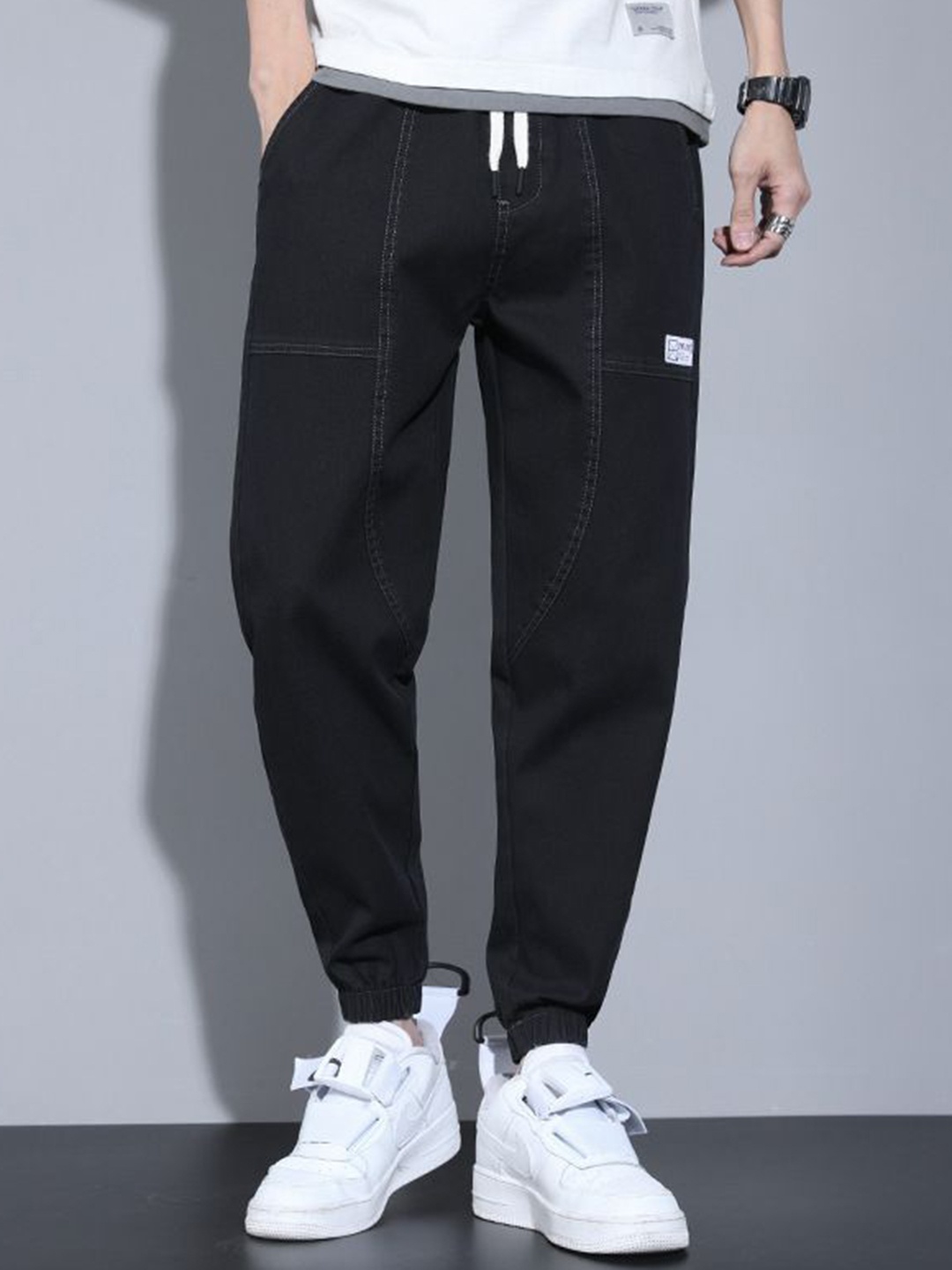 

StyleCast Men Mid-Rise Denim Jogger Jeans, Black
