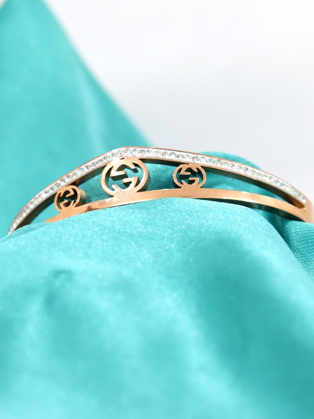 

Krelin Women Antique Rose Gold-Plated Bangle-Style Bracelet
