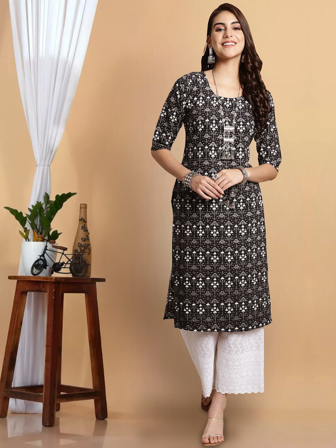 

7Threads Women Floral Printed Floral Crepe Anarkali Kurta, Multi