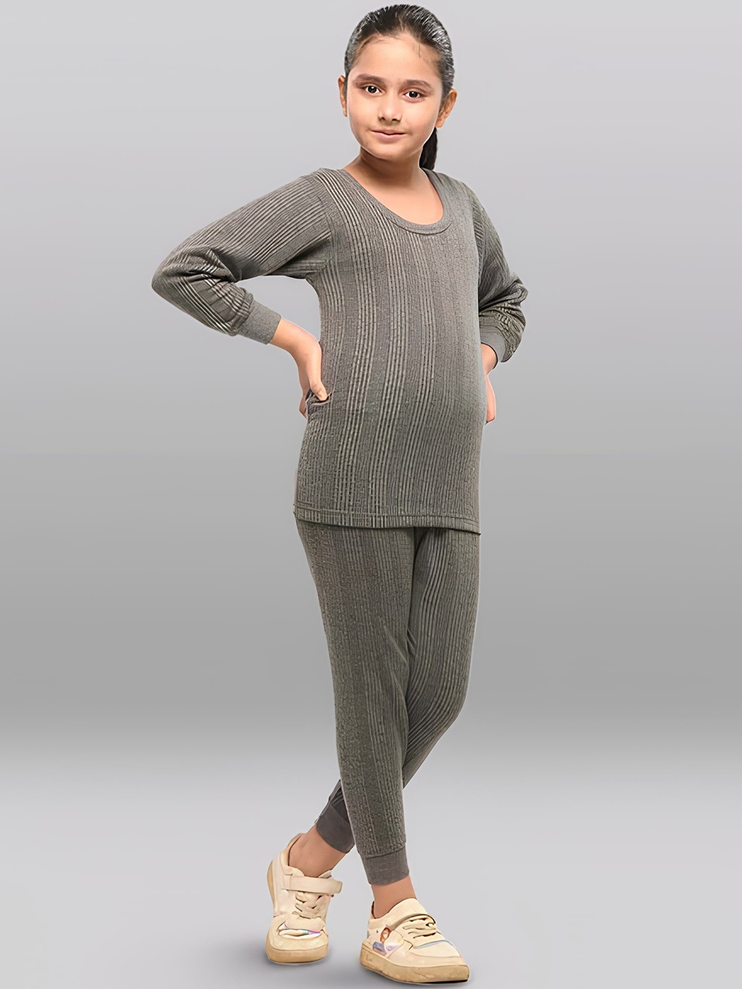 

BAESD Girls Striped Round Neck Thermal Set, Grey melange