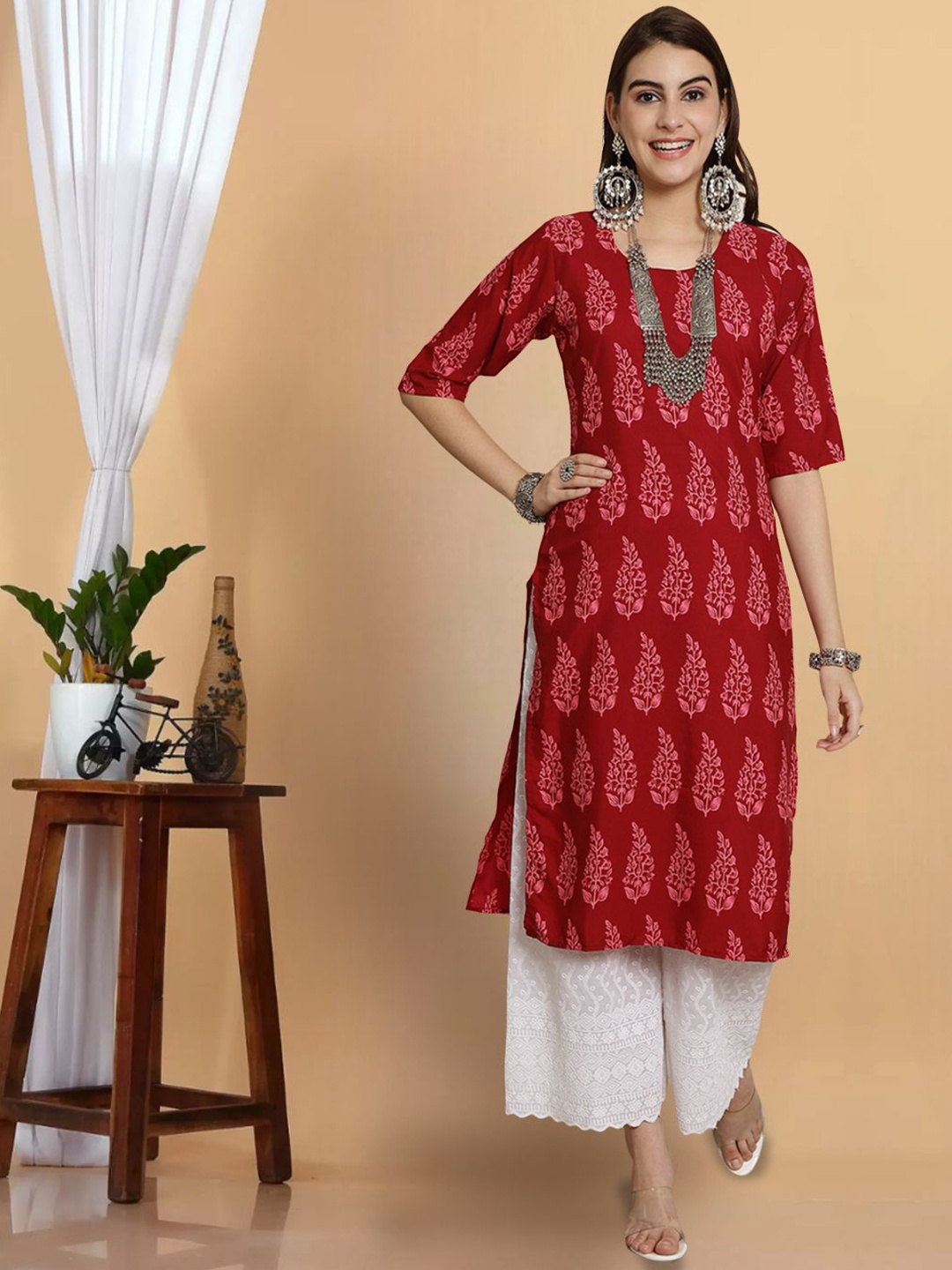 

7Threads Women Floral Printed Thread Work Floral Crepe Anarkali Kurta, Multi