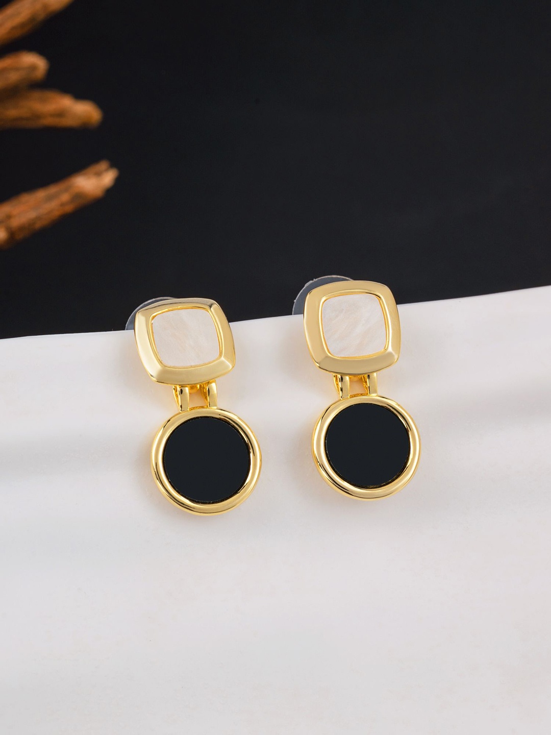 

E2O Contemporary Drop Earrings, Gold