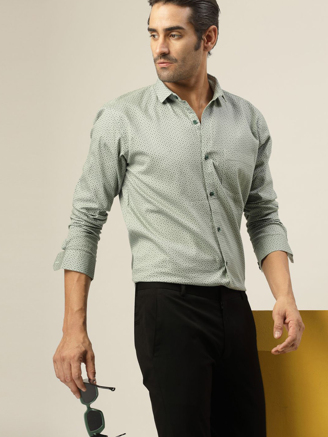 

JADEBERRY Men Classic Slim Fit Opaque Formal Shirt, Green