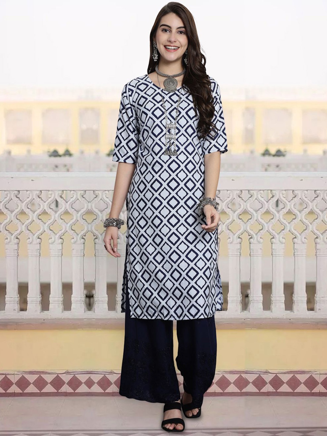 

7Threads Women Geometric Printed Flared Sleeves Sequinned Floral Crepe Anarkali Kurta, Multi
