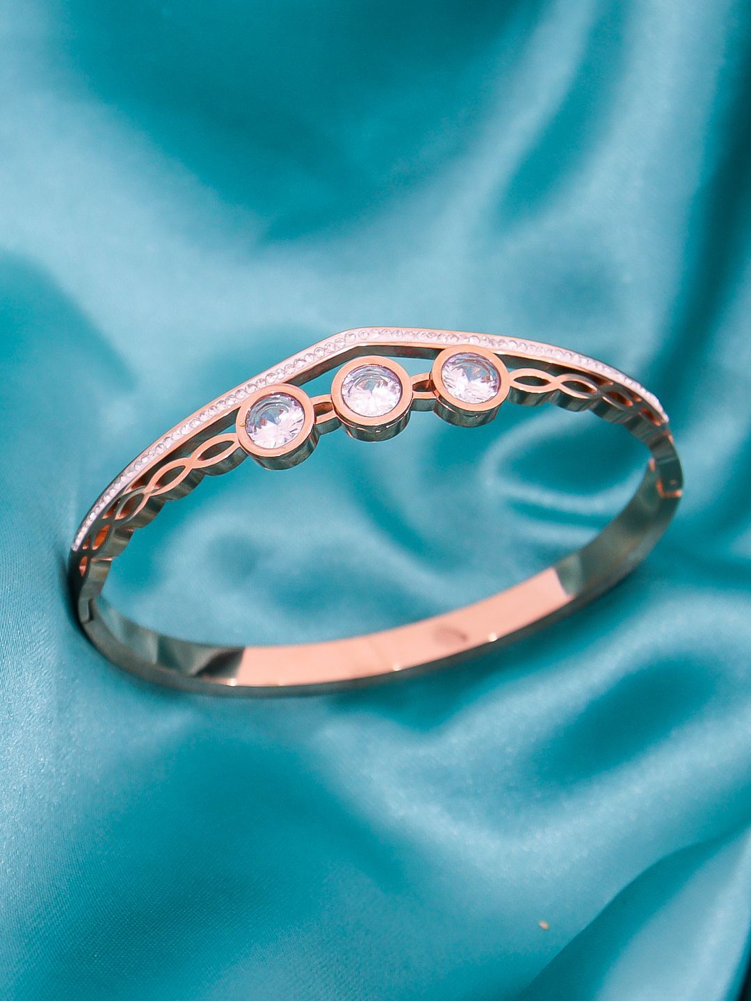 

Krelin Women Antique Rose Gold-Plated Bangle-Style Bracelet