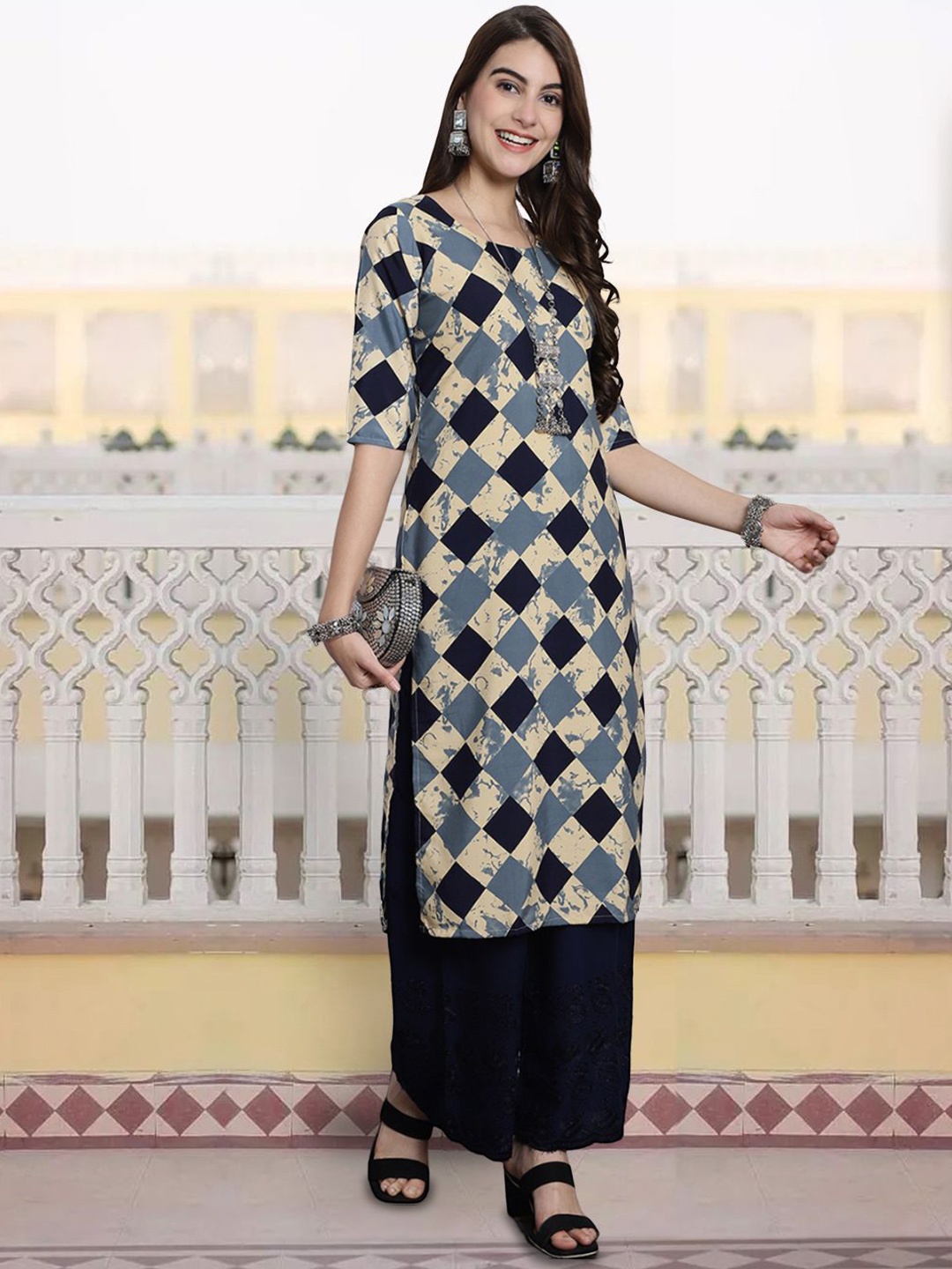 

7Threads Women Flared Sleeves Thread Work Floral Crepe Kurta, Multi