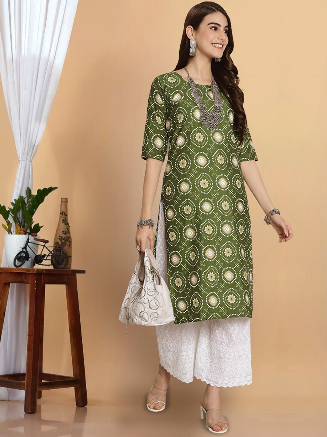 

7Threads Women Printed Flared Sleeves Sequinned Floral Crepe Kurta, Multi