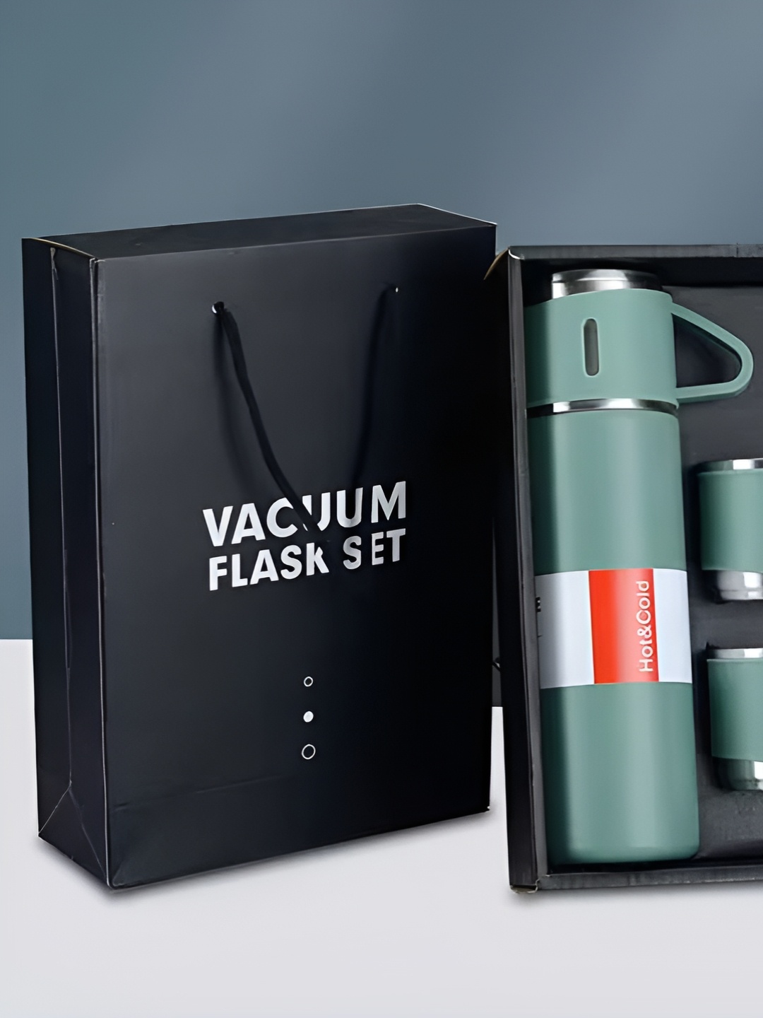 

Adbeni Assorted Single Stainless Steel Solid Smart Vacuum Water Bottle