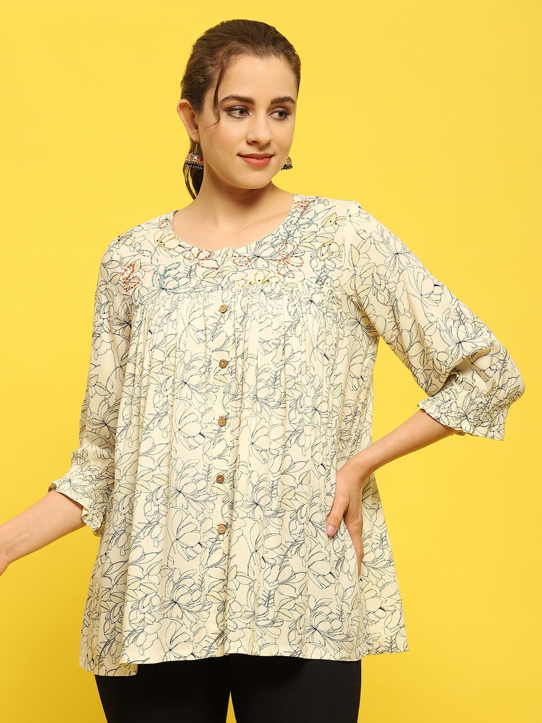 

Shree Liva Printed Tunic, Off white