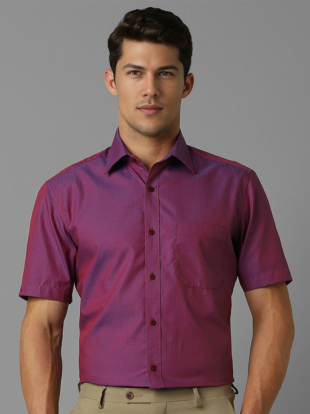 

Louis Philippe Men Classic Opaque Formal Shirt, Purple