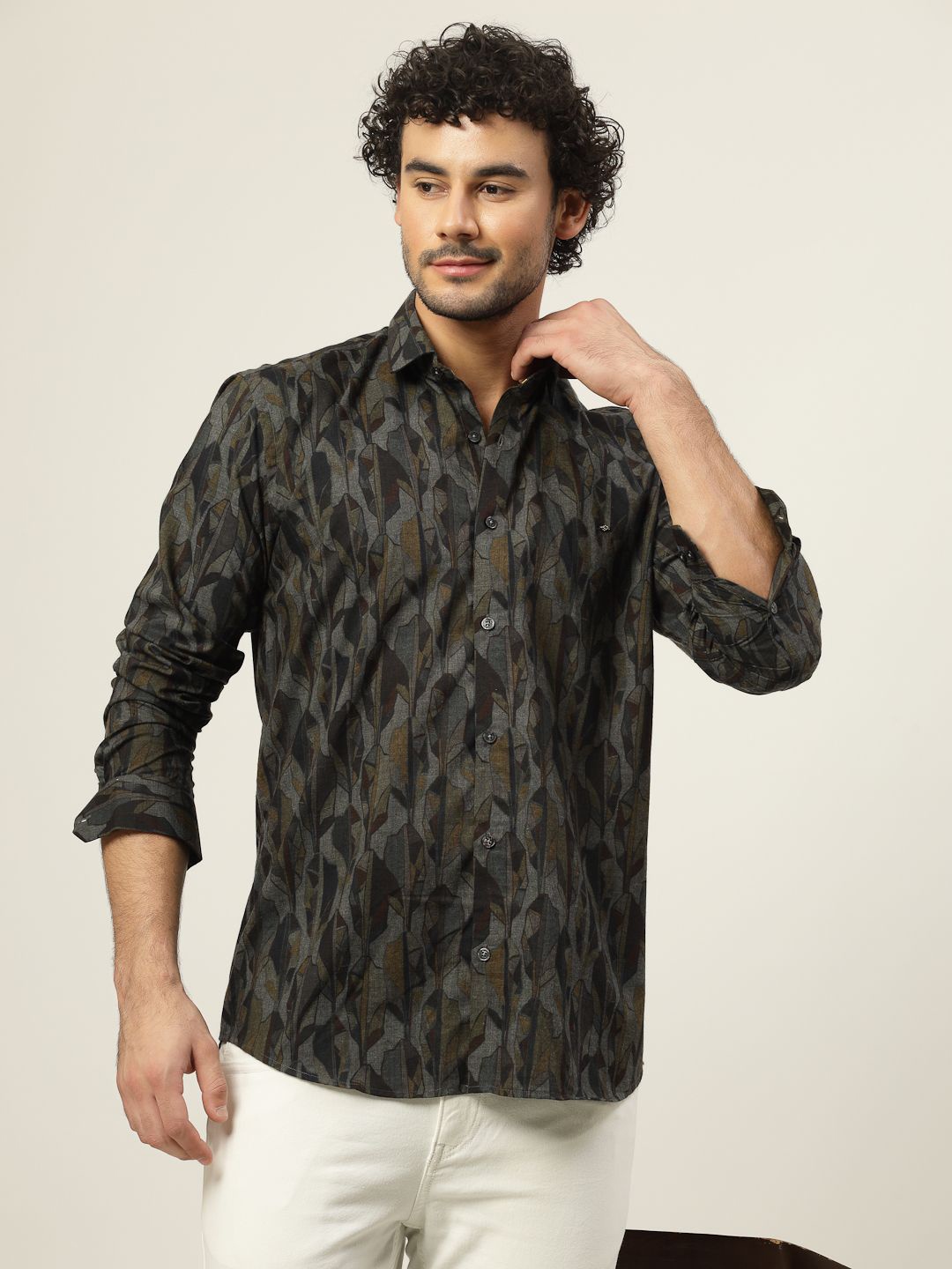 

JADEBERRY Men Classic Slim Fit Opaque Printed Party Shirt, Green