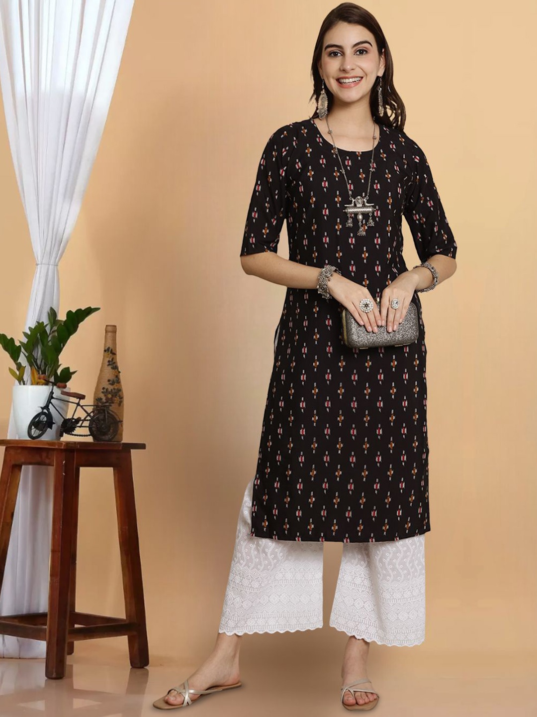 

7Threads Women Ethnic Motifs Printed Keyhole Neck Flared Sleeves Sequinned Floral Crepe Anarkali Kurta, Multi