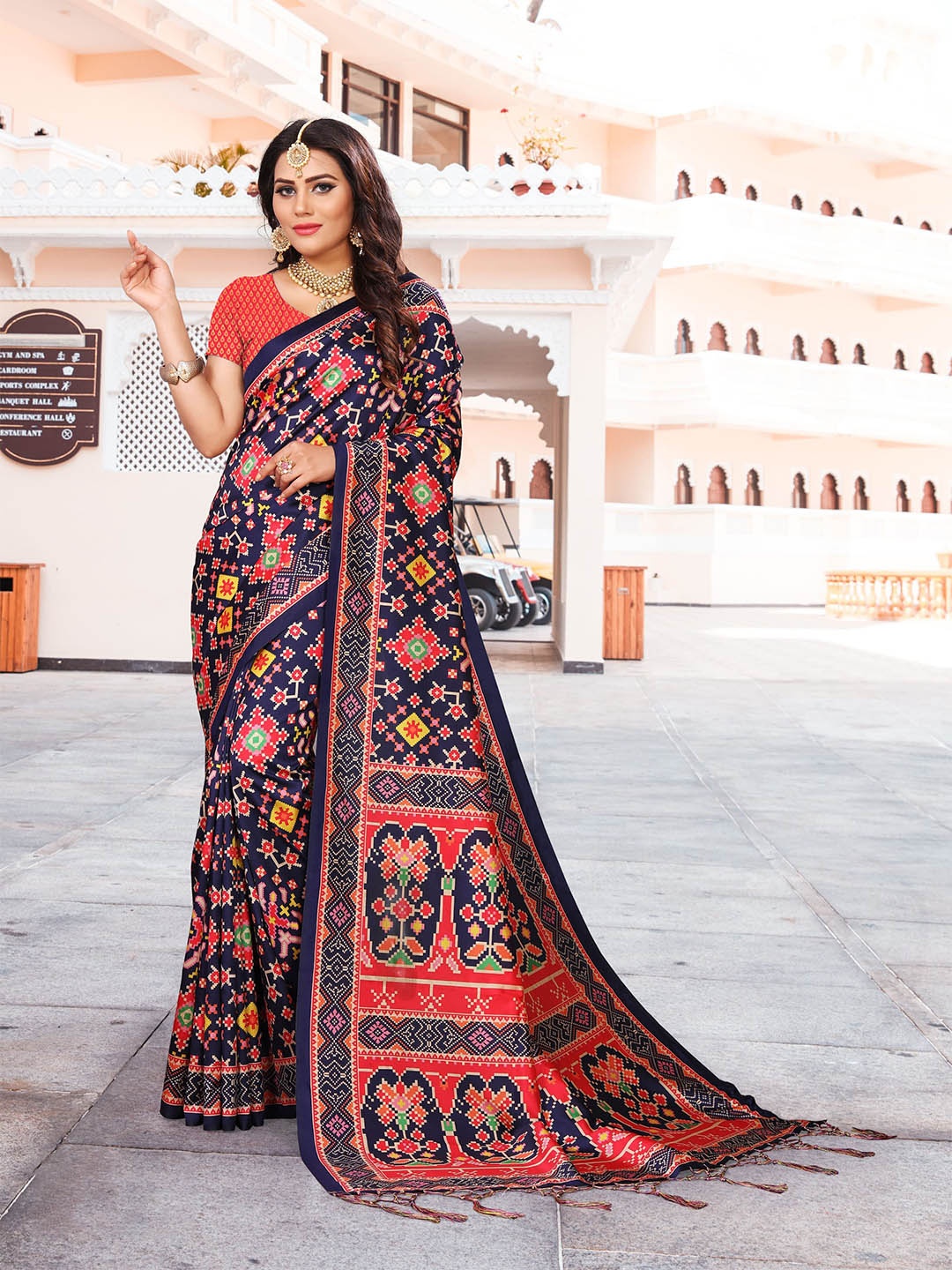 

Kaizen TEXO FAB Ethnic Motifs Digital Printed Patola Saree, Navy blue