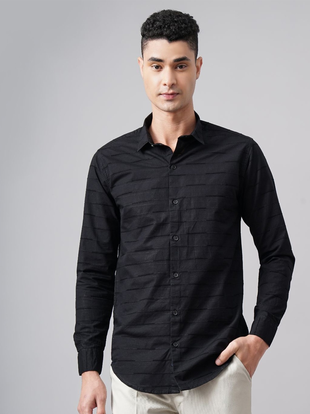 

PAUL STREET Men Smart Skinny Fit Horizontal Stripes Opaque Striped Casual Shirt, Black