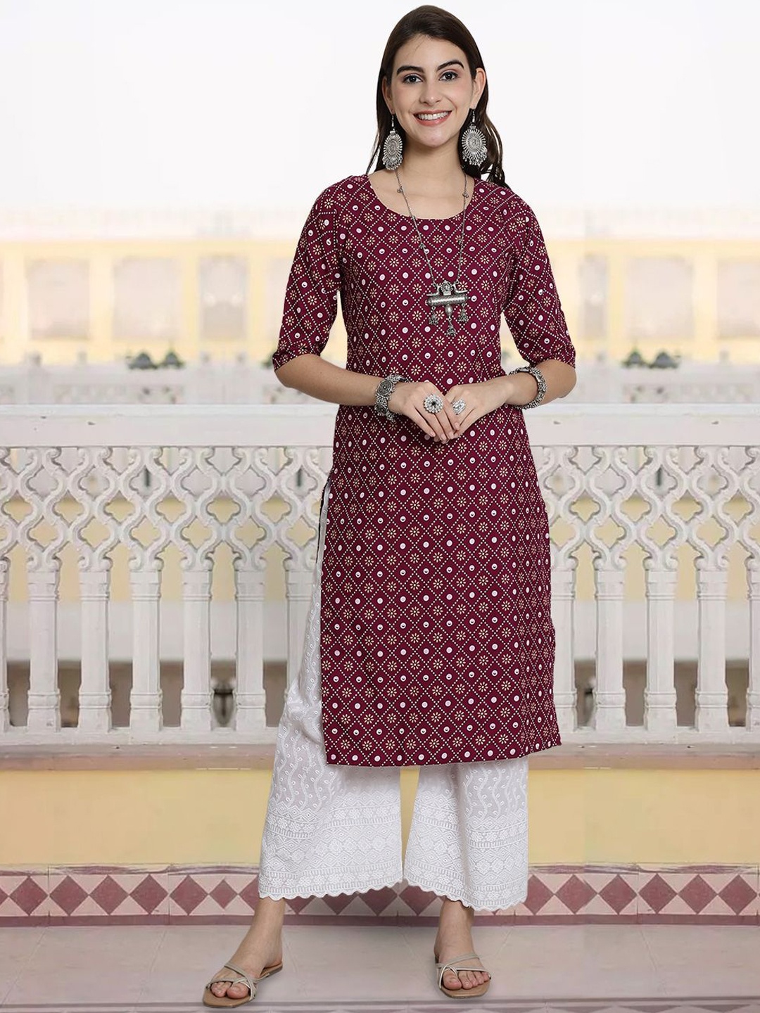 

7Threads Women Geometric Printed Sequinned Floral Crepe Kurta, Multi