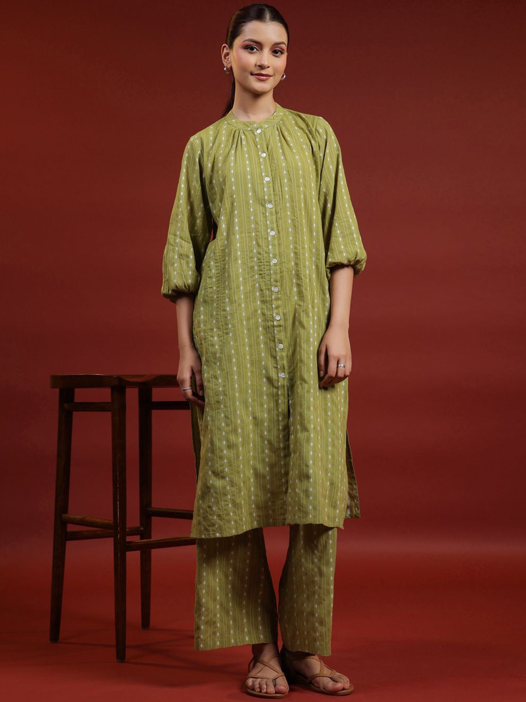 

anayna Women Regular Pure Cotton Kurta with Trousers, Green
