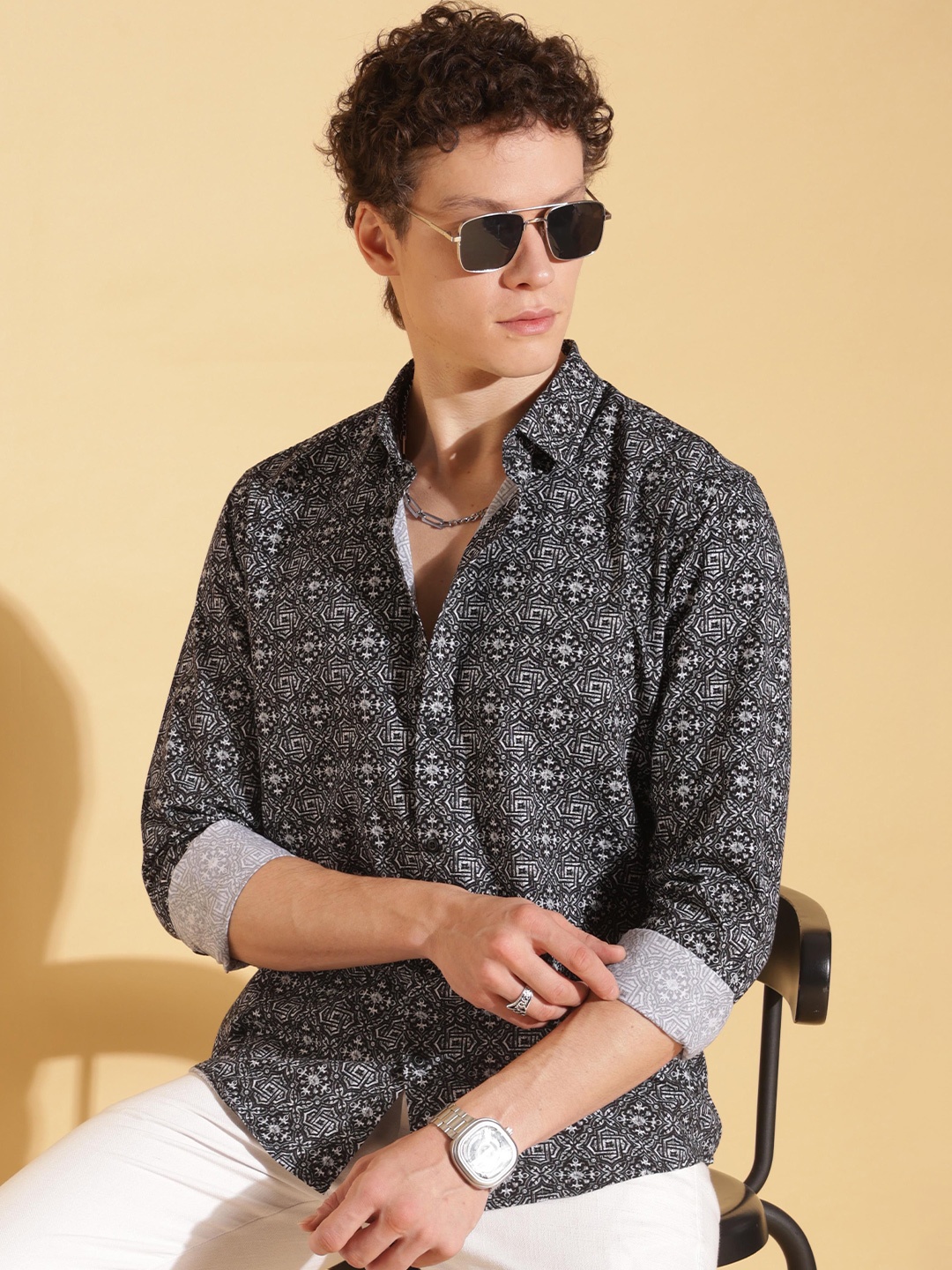 

HERE&NOW Men Slim Fit Opaque Printed Casual Shirt, Multi